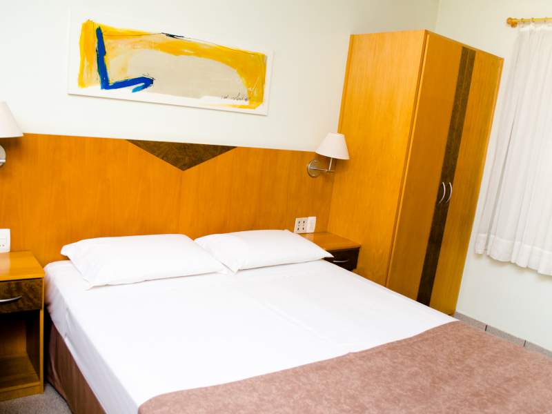 Luxo cama casal - Hotel O Casarão